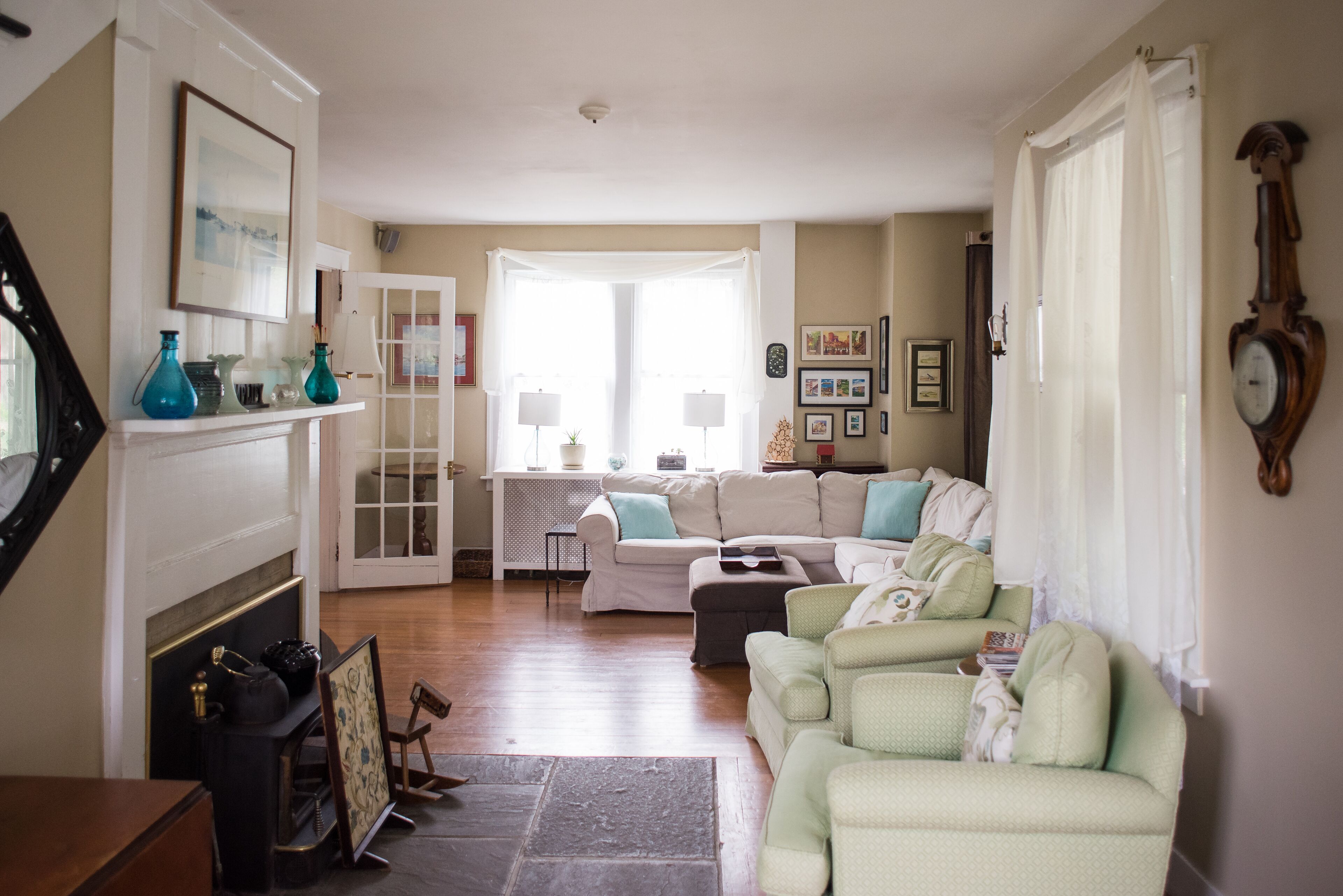 Walk to Historical Downtown Mystic 4 Bedroom House