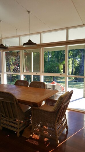 Dining - Riverside House on the beautiful Howqua River (Howqua)