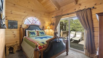 3 多间卧室、加厚床垫、熨斗/熨衣板、旅行婴儿床