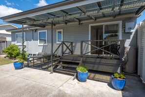 Terrace/patio - DOTTIES HOUSE HOBART (GLENORCHY)