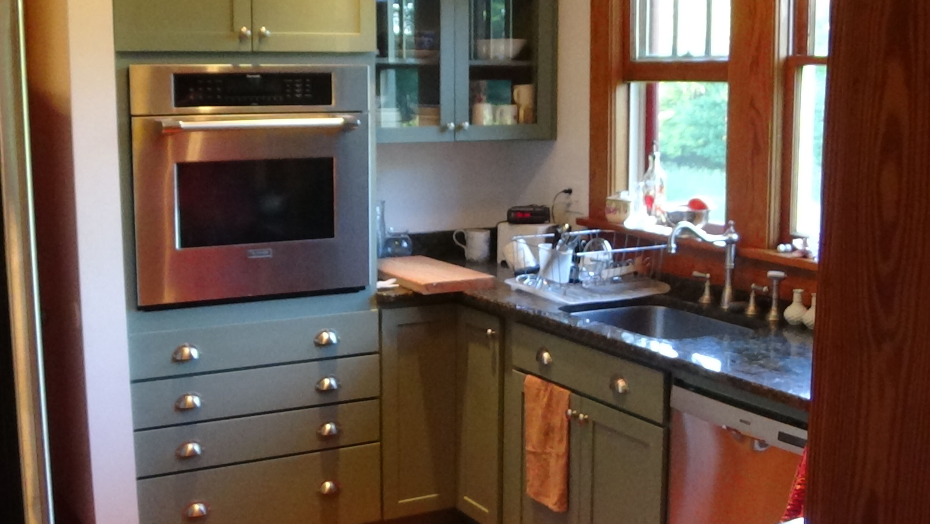 3 bedrooms,  2.5 baths  fully furnished and equipped, dog-friendly, on 15 acres