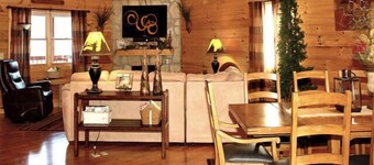 Fantásticas vistas, mesa de billar, bañera de hidromasaje, mobiliario elegante, ubicado a solo 7 minutos del centro de G'burg.