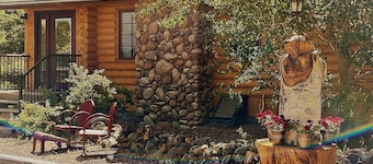The" Eaglesnest" Is A High End Cabin Over Looking Rock Creek.
