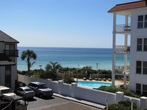 Outdoor pool - Zenful Villa - Beachfront with Private Pool, Private Beach Access & Gulf Views (Santa Rosa Beach)