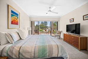 4 bedrooms, iron/ironing board, WiFi, bed sheets - "The Verandah" - Ocean Views (Avoca Beach)