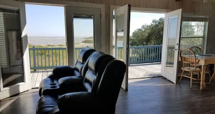 Sportsman's Paradise Lodge in Port Mansfield