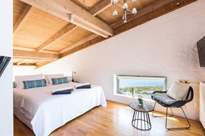 3 Schlafzimmer, Zimmersafe, Schreibtisch, Bügeleisen/Bügelbrett