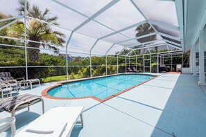 Outdoor pool, a heated pool