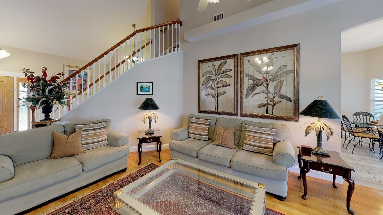 FALL SALE 4/5 BR EXECUTIVE HOME ~ INQUIRE /EMAIL FOR YOUR FALL SALE QUOTE.