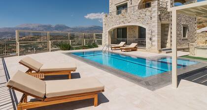 Villa Ovgoro – Luxury 3-Level Villa with Heated Pool, Jacuzzi & Panoramic Views