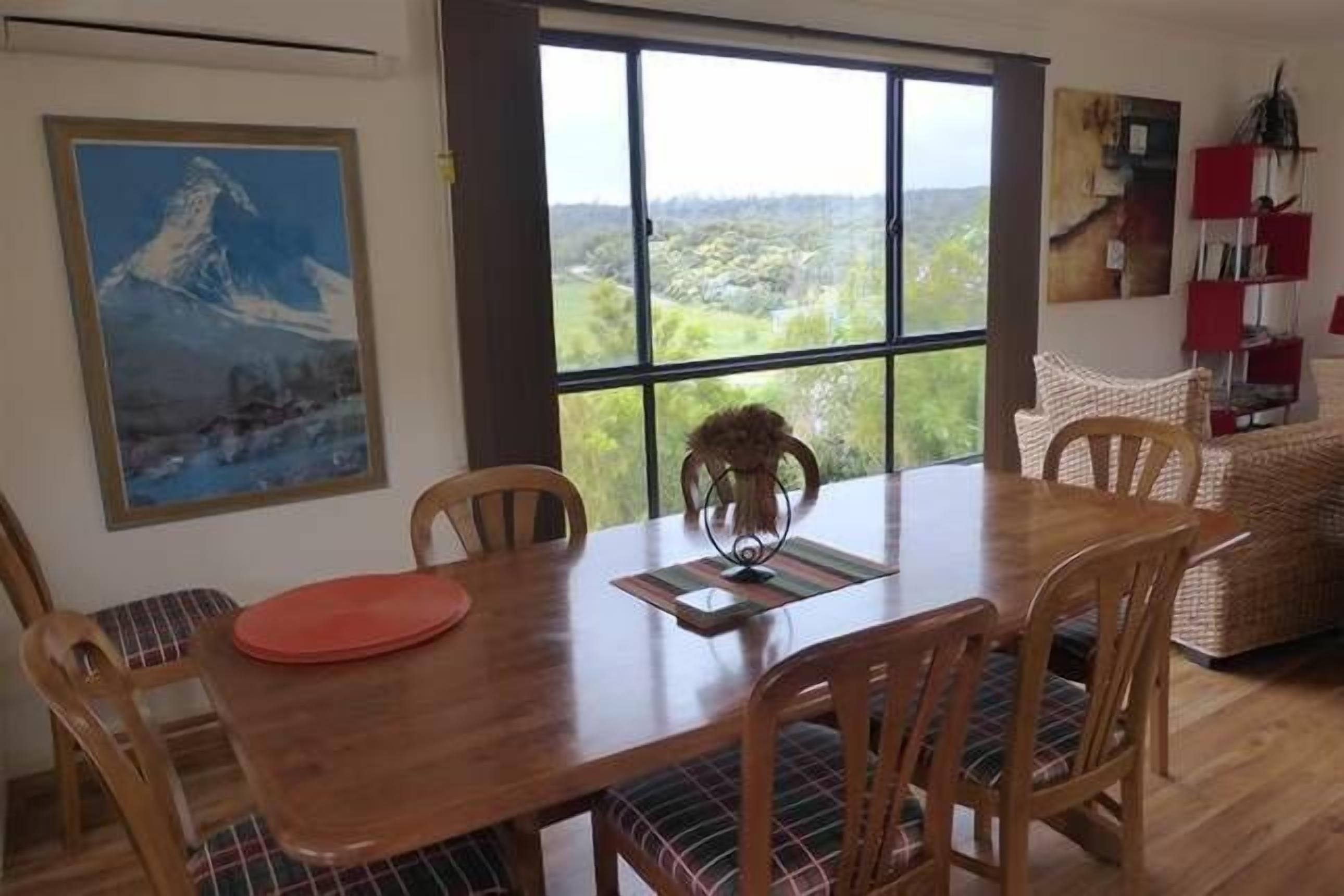 Hazards View Retreat — image 8