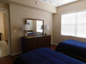 2 bedrooms, iron/ironing board, free WiFi, bed sheets
