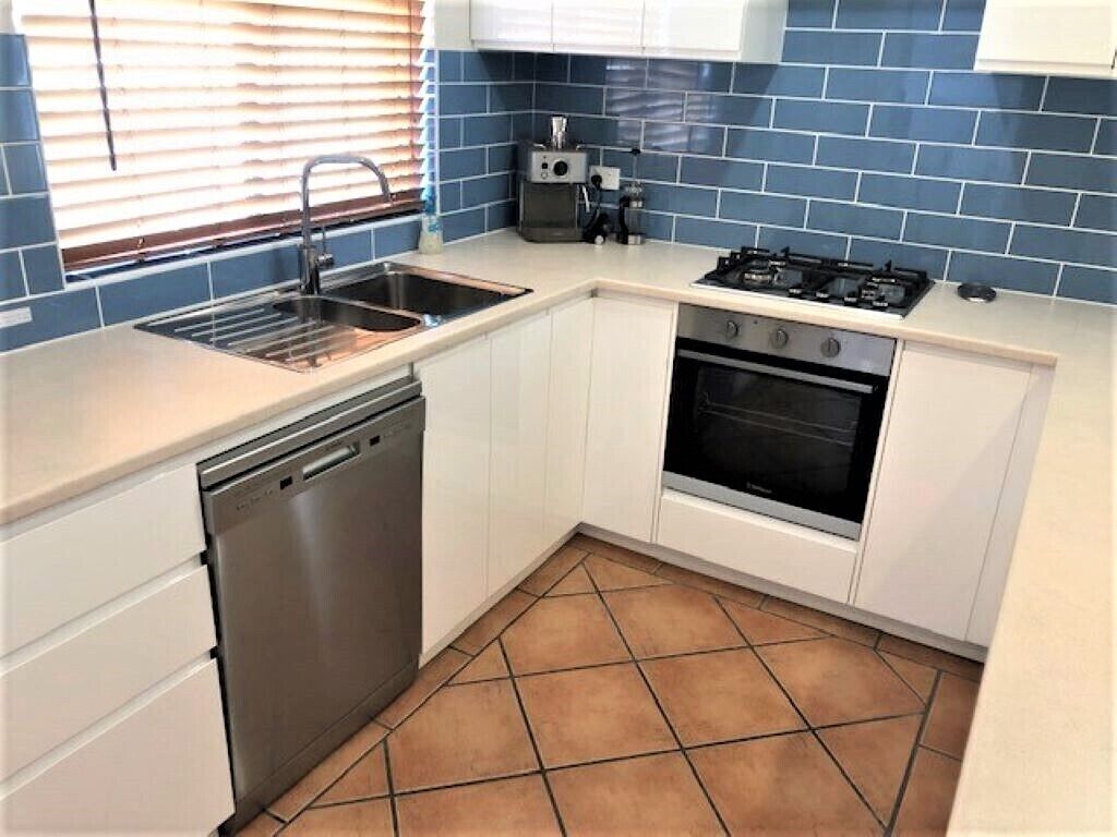 Pelican Cottage Dunsborough — image 8