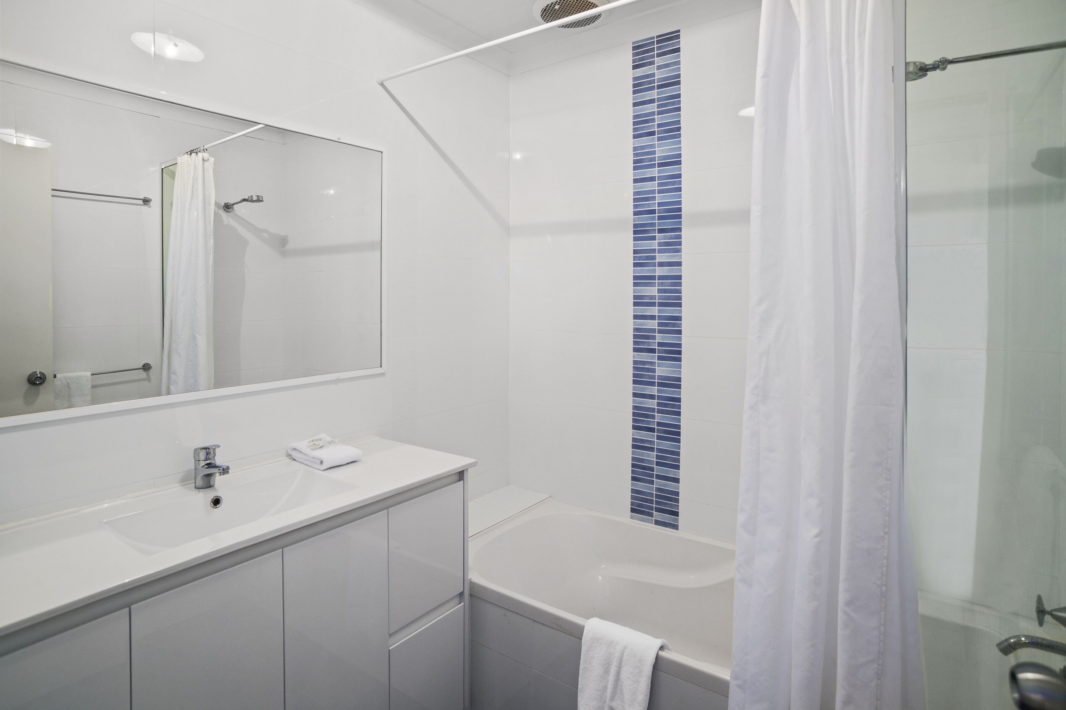 Pelican Cottage Dunsborough — image 14