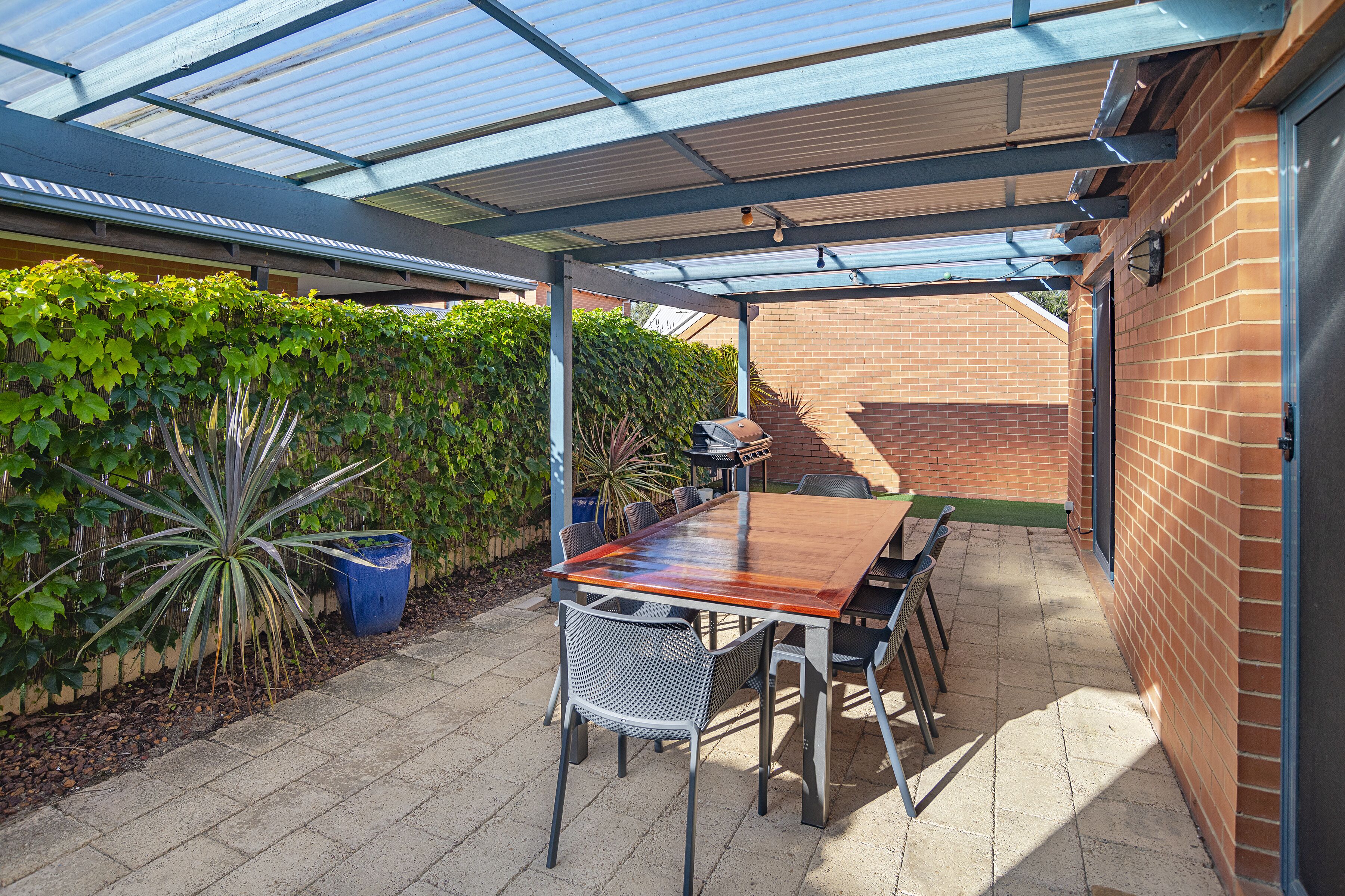 Pelican Cottage Dunsborough — image 16