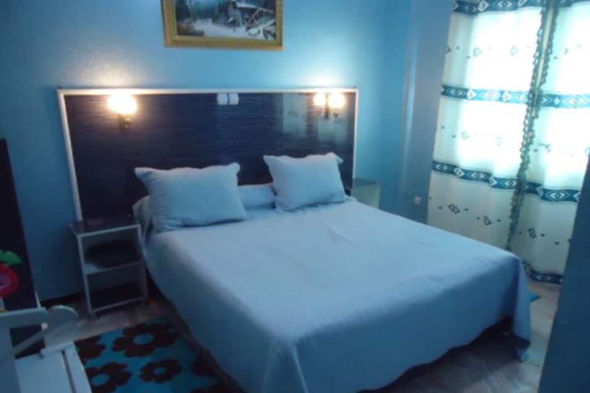 Kamar Double Standar, 1 Tempat Tidur Double, Bebas Asap Rokok | Wi-Fi gratis dan seprai linen