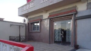 Unclassified image, 4 of 36, button - Hotel Tafranet (Tadjenanet)