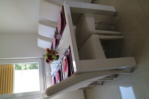 Interior - Apartman Mark, Pula beautiful apartment near centre and near beaches (Pula)