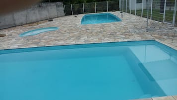 Piscina externa
