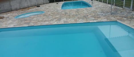 Piscina all'aperto
