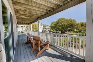 Terrace/patio - One Grand Whim | 698 ft from the Beach | Community Pool, Hot Tub | Corolla (Corolla)