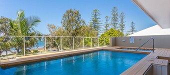 Landsborough plats plats - Waterviews & Pool