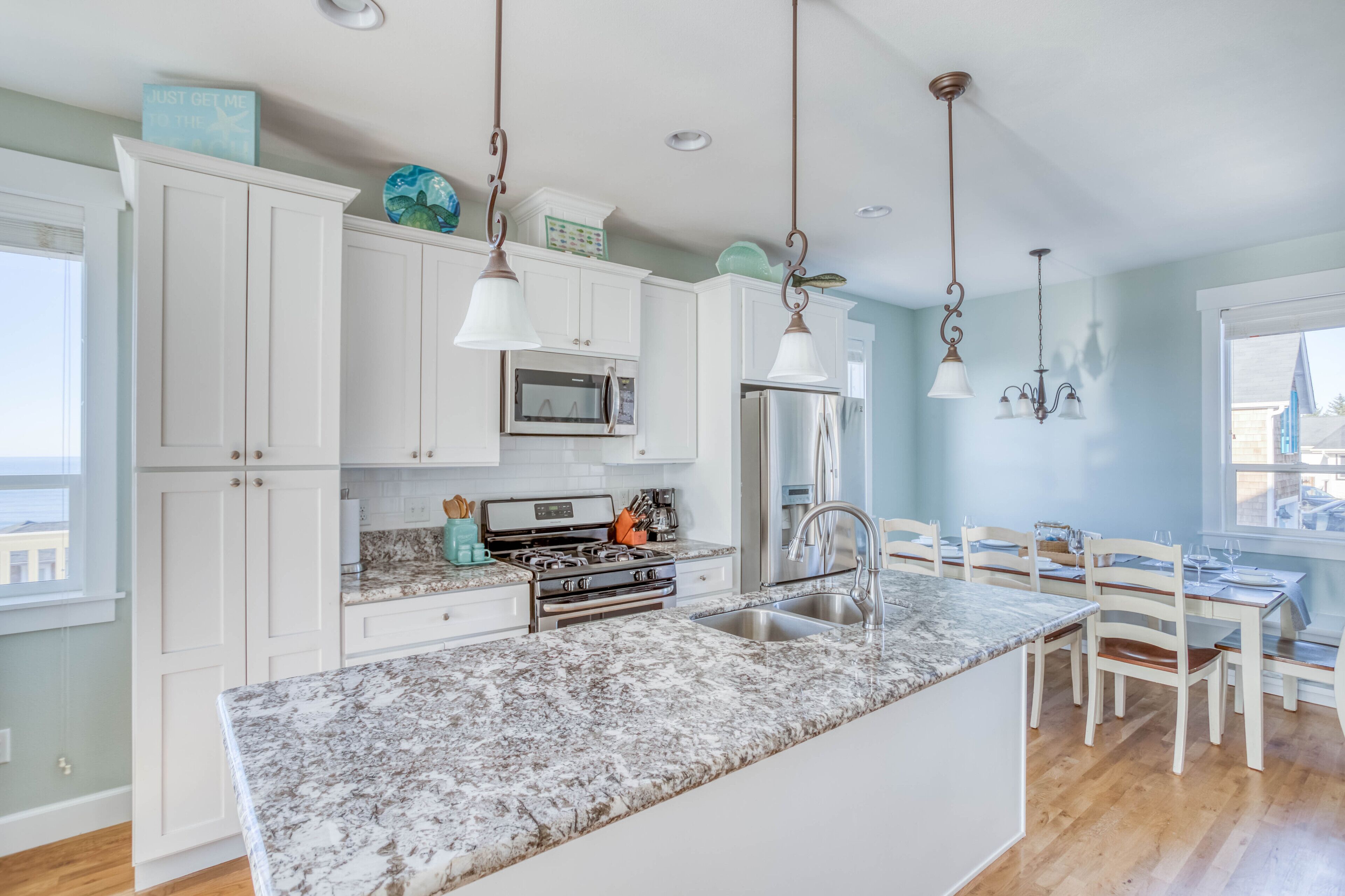 Astonishing Ocean Views from this Hilltop Three-Story Luxury Home with Hot Tub!