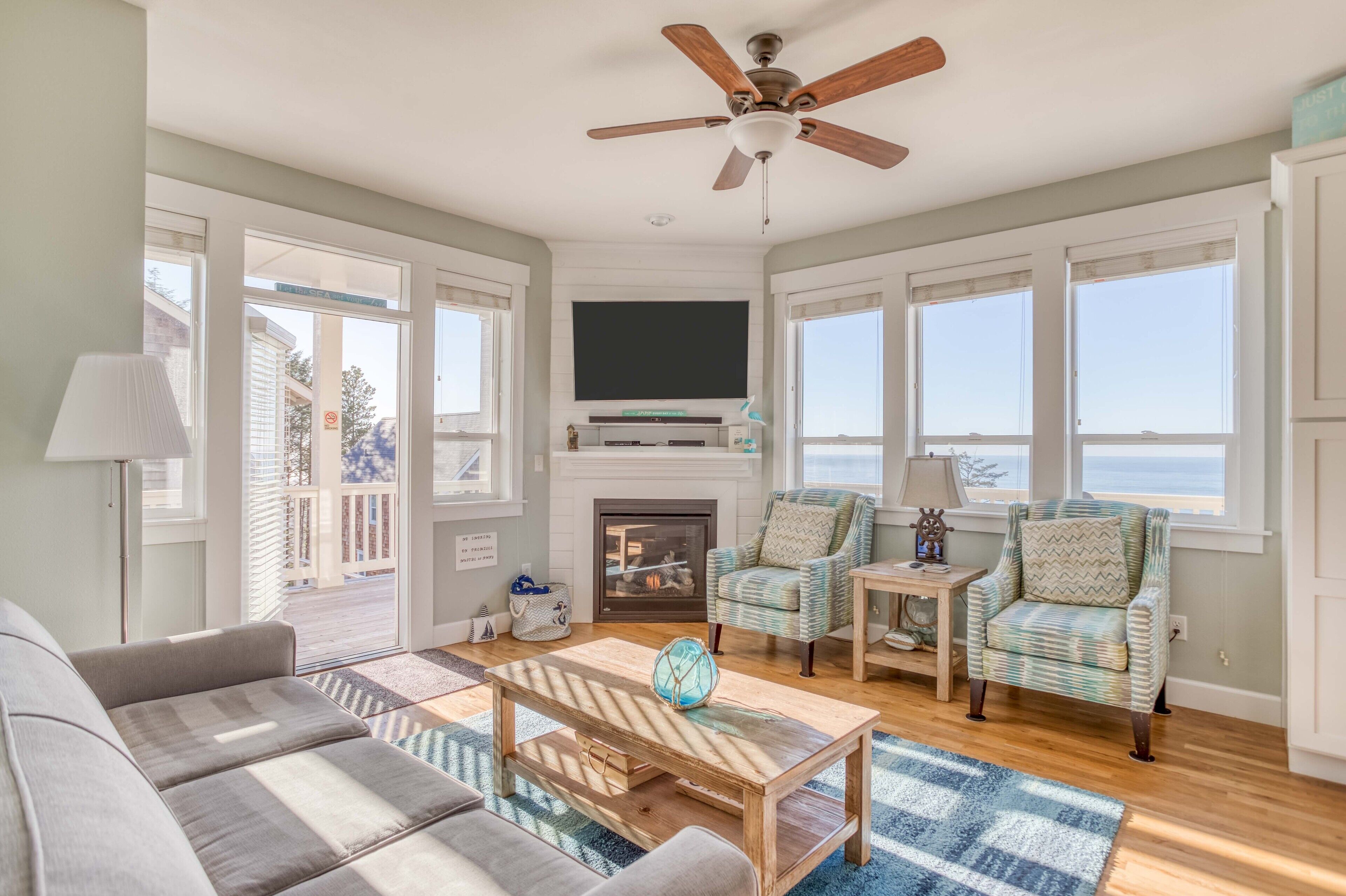 Astonishing Ocean Views from this Hilltop Three-Story Luxury Home with Hot Tub!