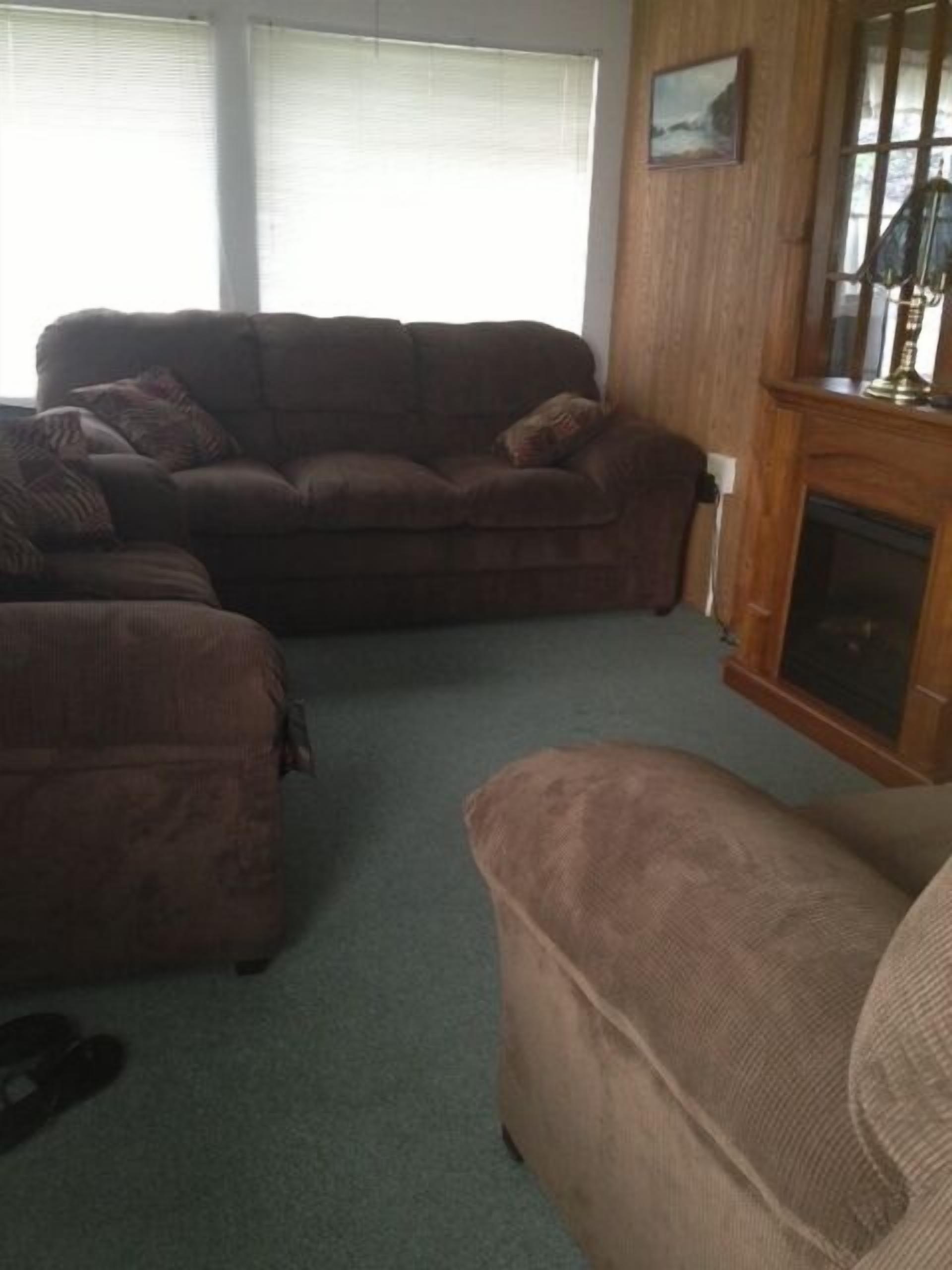 Beautiful View Of Lake Erie From Every Room Of The House / Sleeps 8