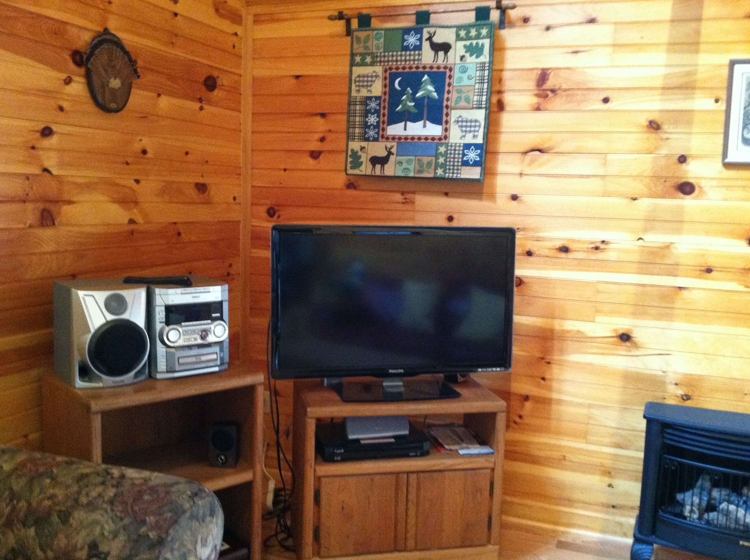 Cabin on Ridge Top, Awesome Views, Hot Tub & Privacy Near Hot Springs