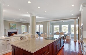 Dining - 20 Morgan Place Drive by AvantStay | Waterfront Home w/ Private Dock (Isle of Palms)