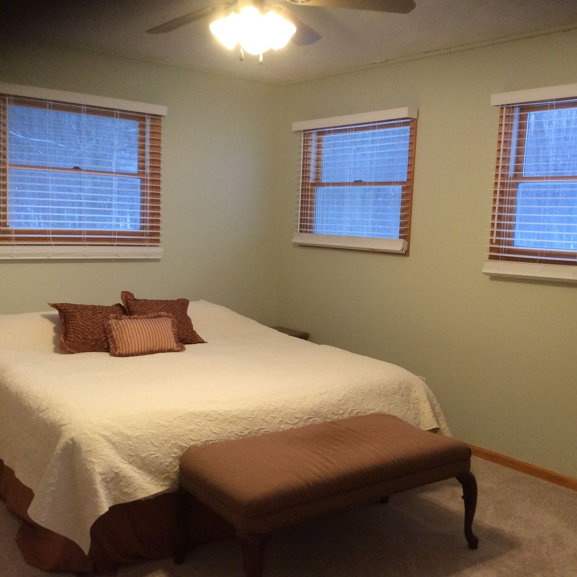 Inland Waterway/ Mullett Lake/ Indian River/ Cheboygan, Michigan/Aloha/Mackinaw 