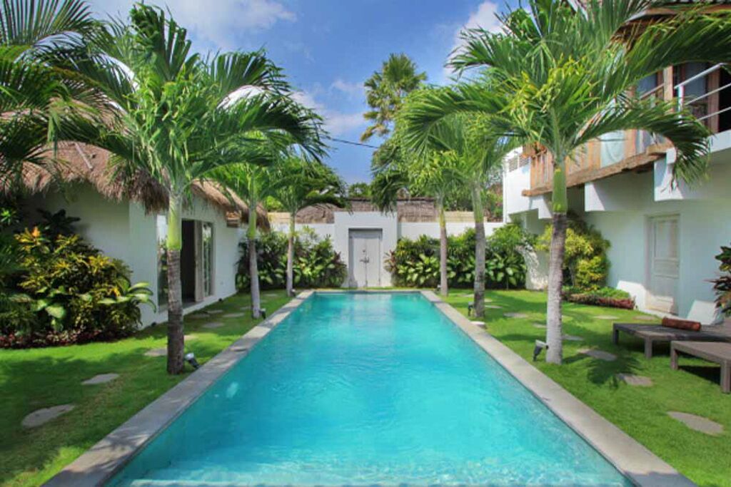 Villa Riva Oberoi Central Seminyak beach 800m