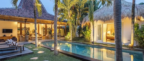 Outdoor pool, sun loungers
