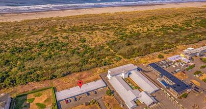 Comfy Cozy Condo Close to Surf & Town Center