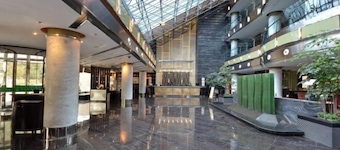 Huangyan International Hotel