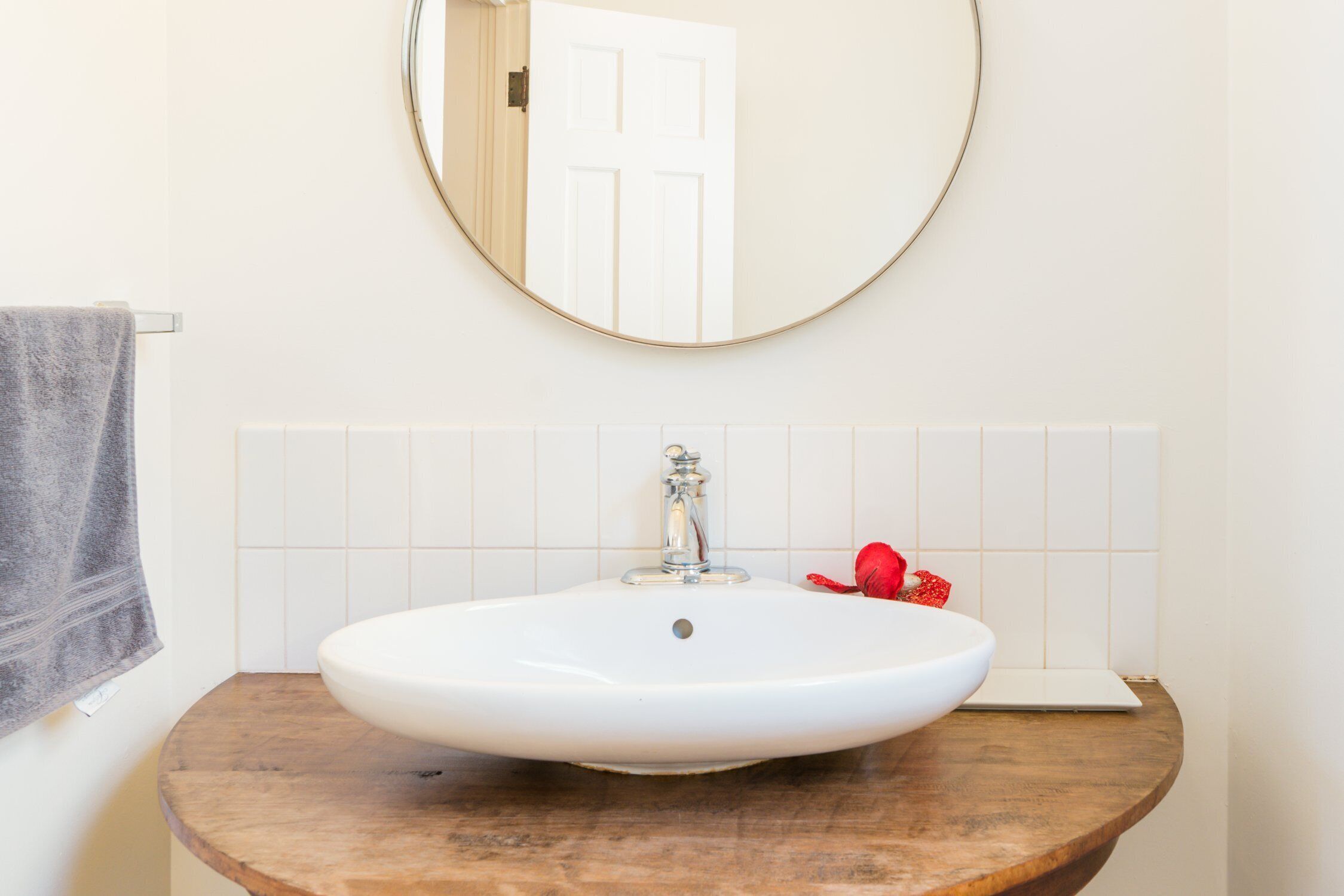 Head-on OCEAN VIEW  BEACH HOUSE!