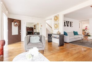 TV, fireplace, DVD player