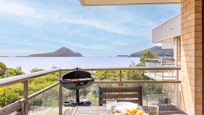 Outdoor dining - Intrepid, 12/3 Intrepid Close - right on the beachfront (Nelson Bay)