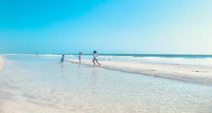 SOMEWHERE ON A BEACH! BEAUTIFUL UPGRADED VACATION GETAWAY!