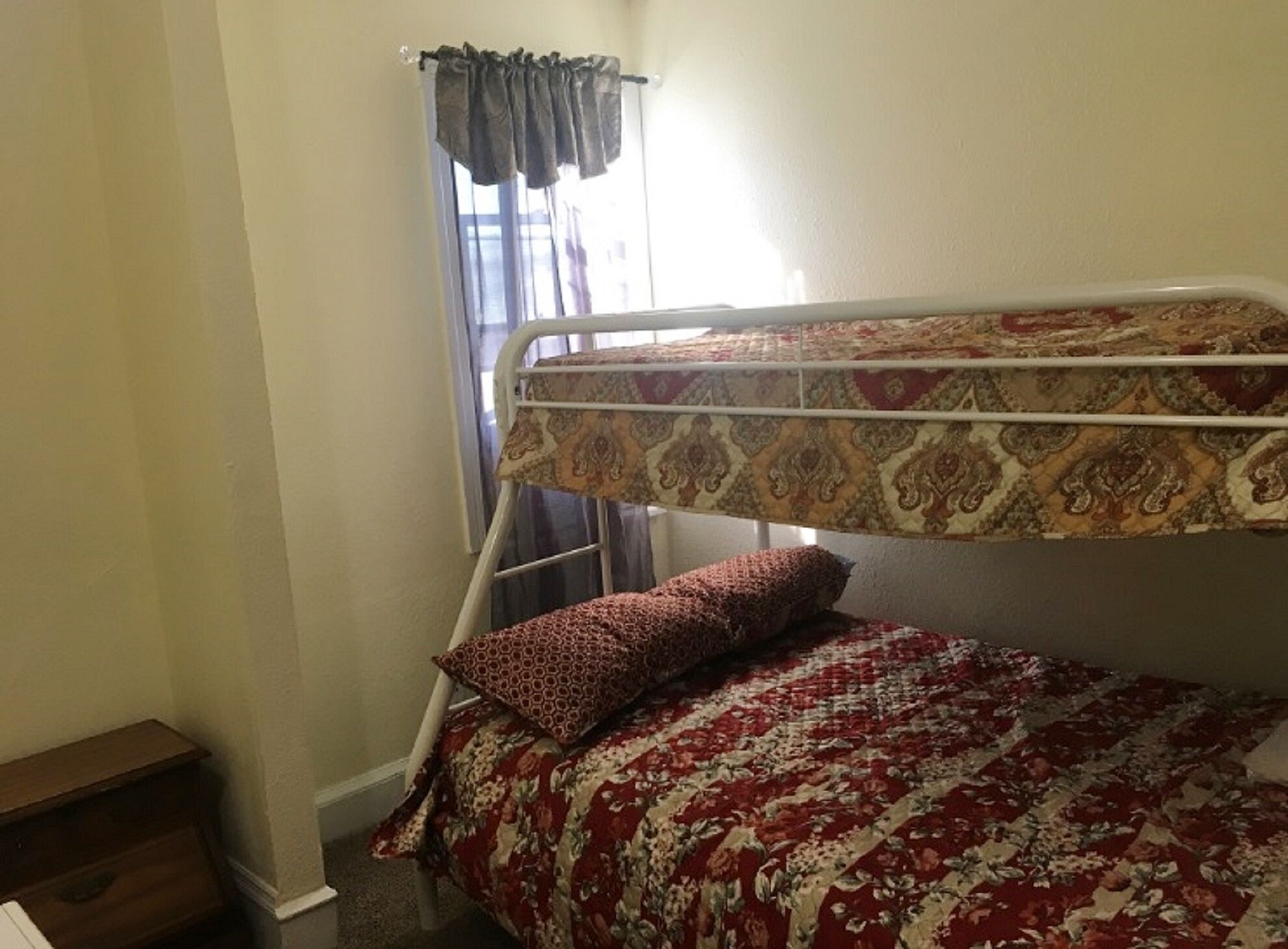 Condo near the Shore(2nd Floor)