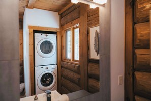 Interior - Le Chic Traditionnel - Spa & Mountains (Sainte-Adèle)