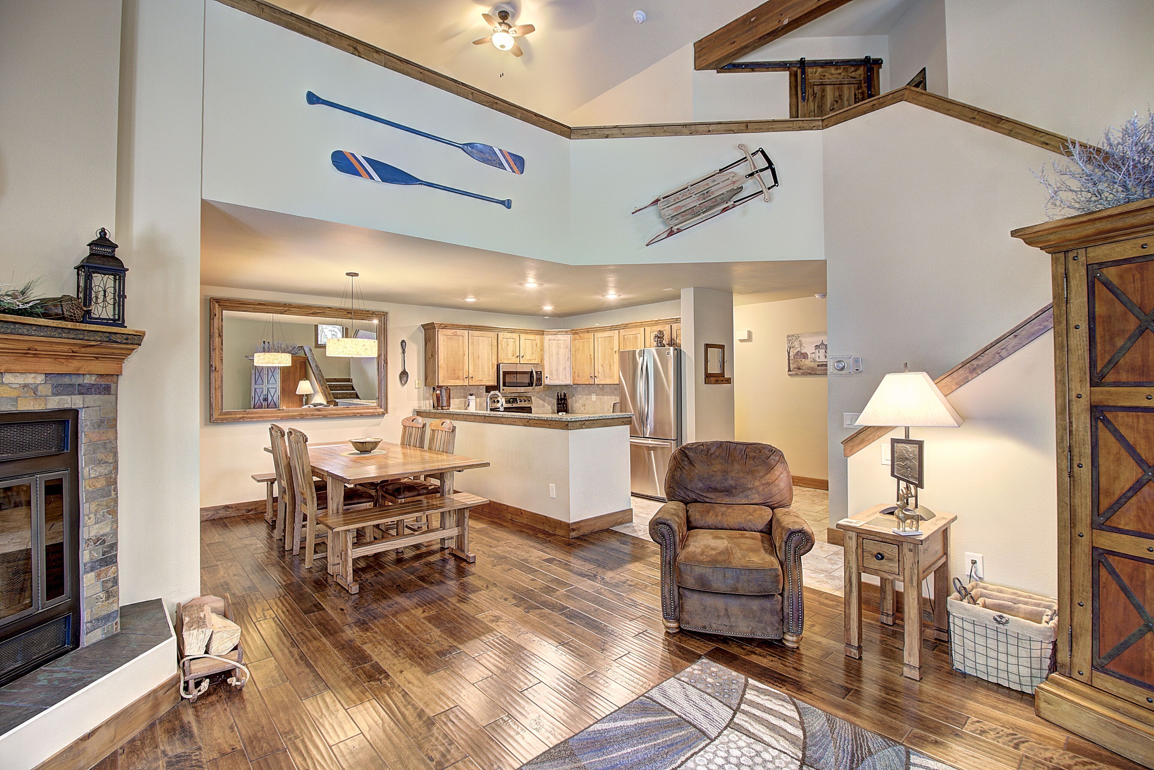 OFF SEASON RATES! Come Relax in Beautiful Meadow Lake!