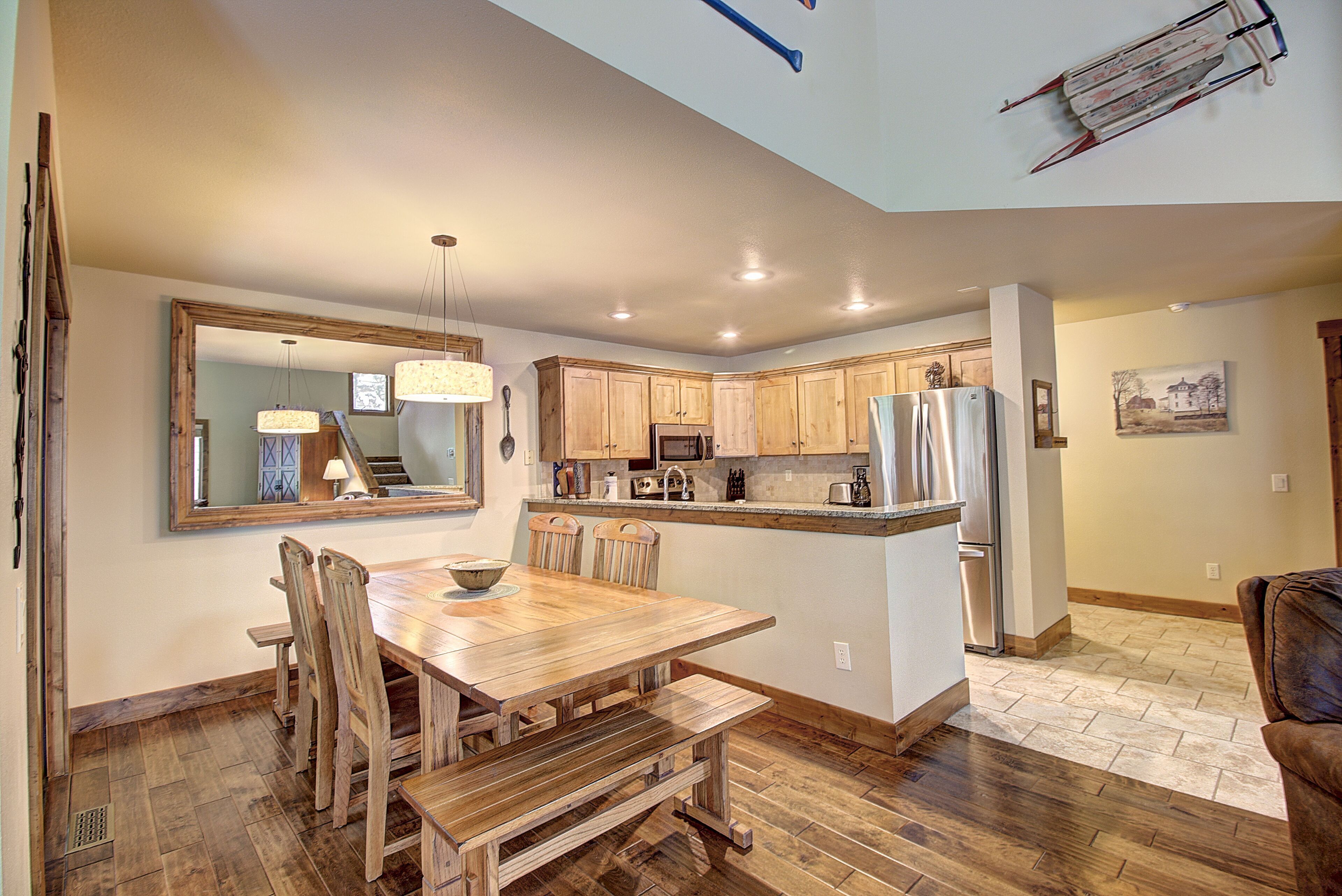 OFF SEASON RATES! Come Relax in Beautiful Meadow Lake!