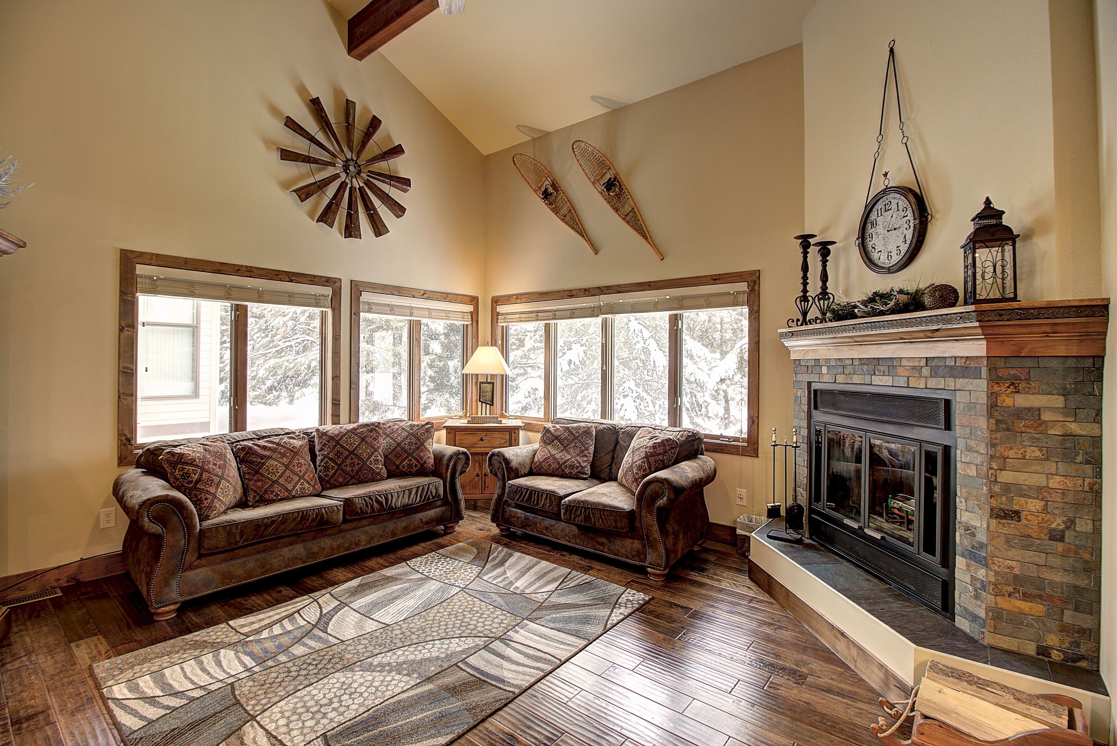 OFF SEASON RATES! Come Relax in Beautiful Meadow Lake!