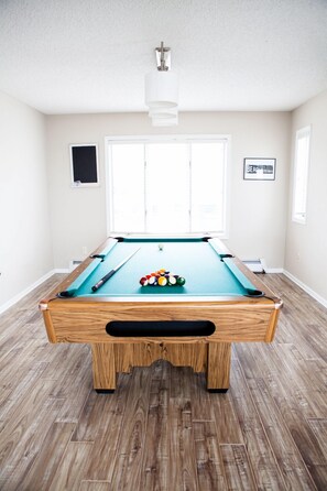 غرفة الألعاب