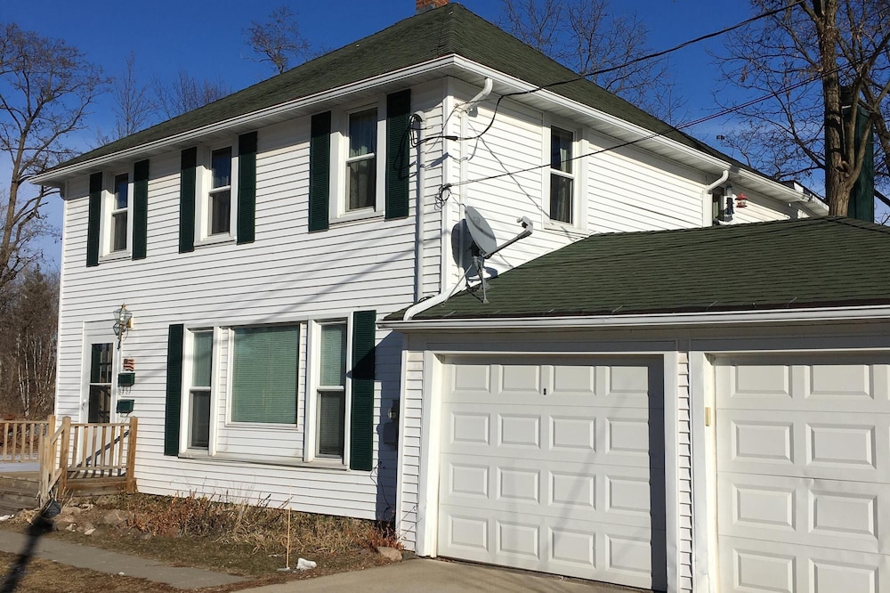 Lower unit of duplex on N. Main St. Shawano next to Huckleberry Harbor @ Channel
