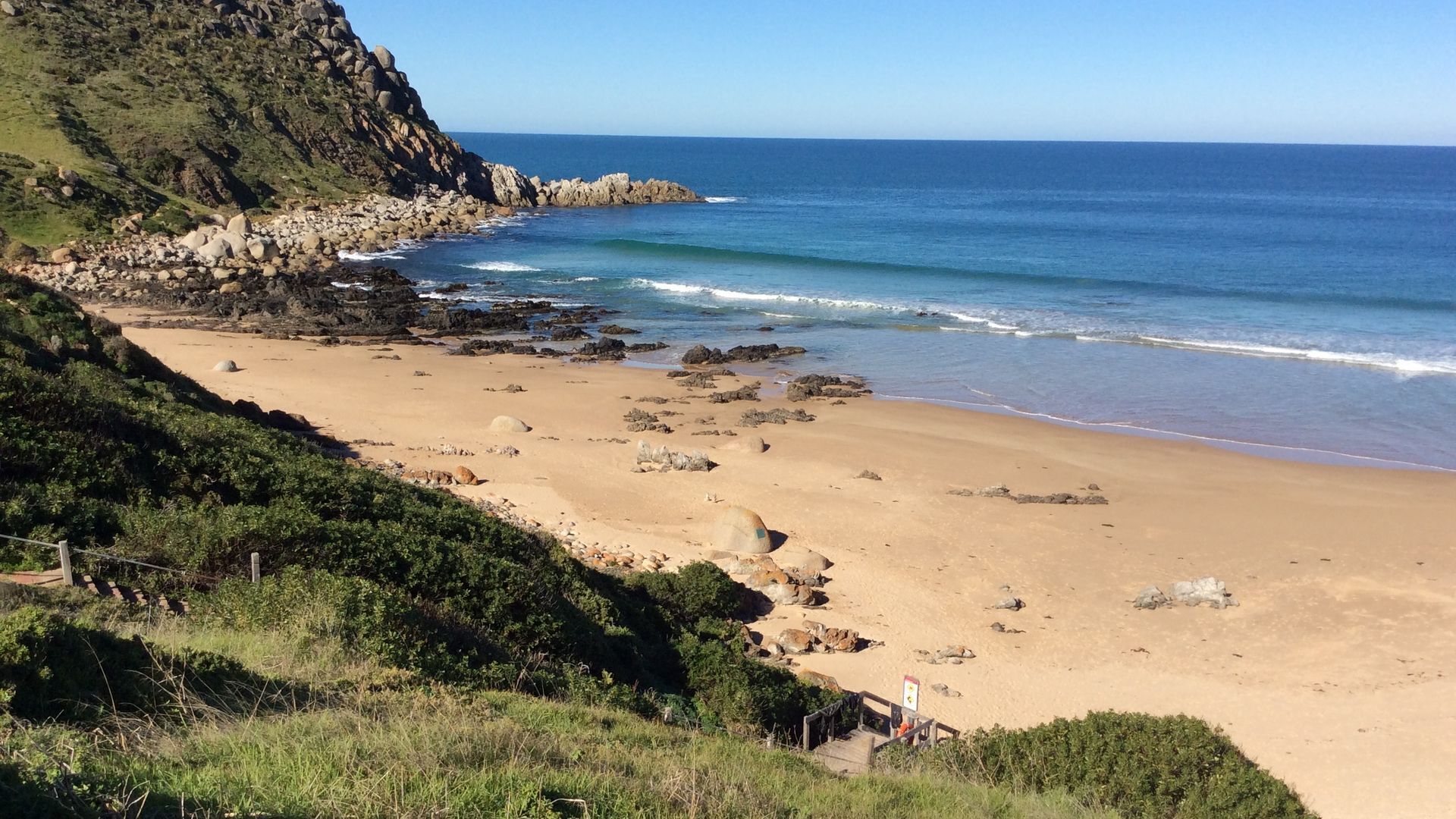 Encounter the View - stunning panoramic ocean views (No schoolies) — image 19