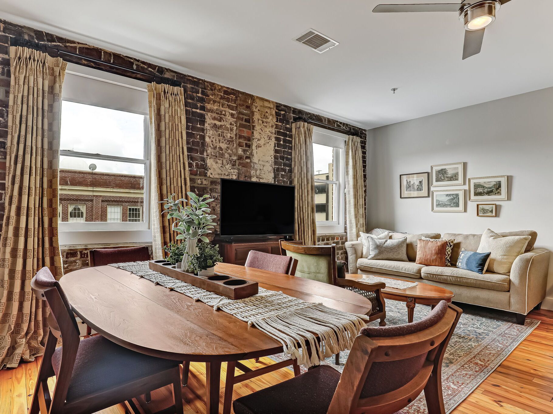 Heated Pool Access | 5*Clean | Flex Cancelation | Broughton Street Rental by Southern Belle Savannah