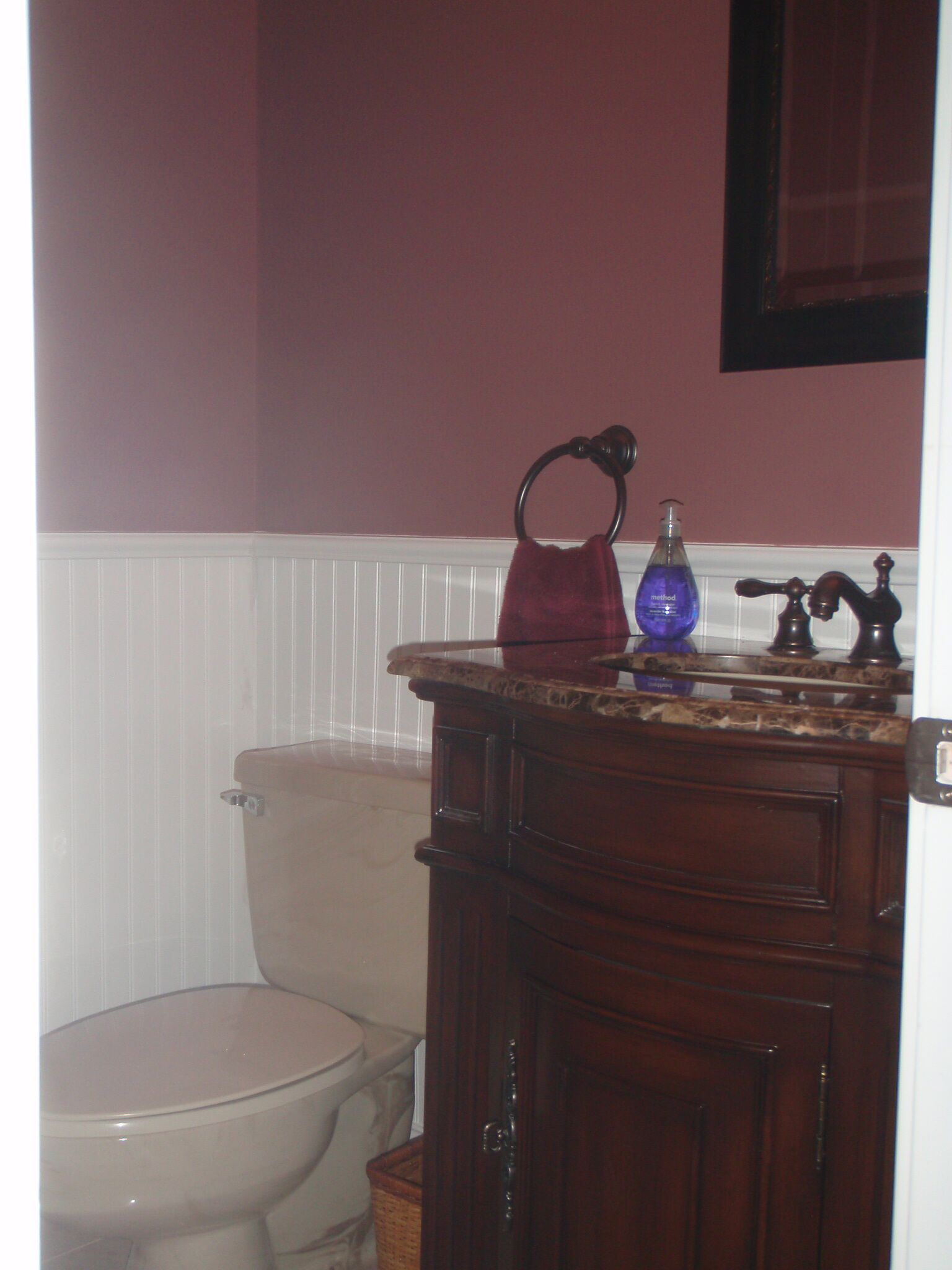 Magnificent Riverfront home, completely private.  *BOOK  7 NIGHTS GET 10% OFF!*